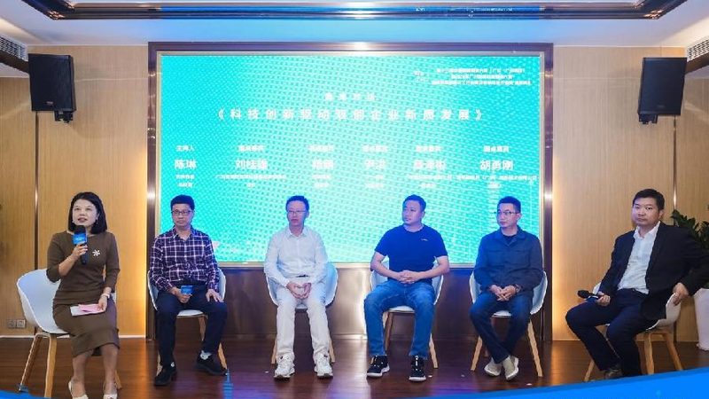 目前市场上常见的饲料防腐剂主要有以下几种：